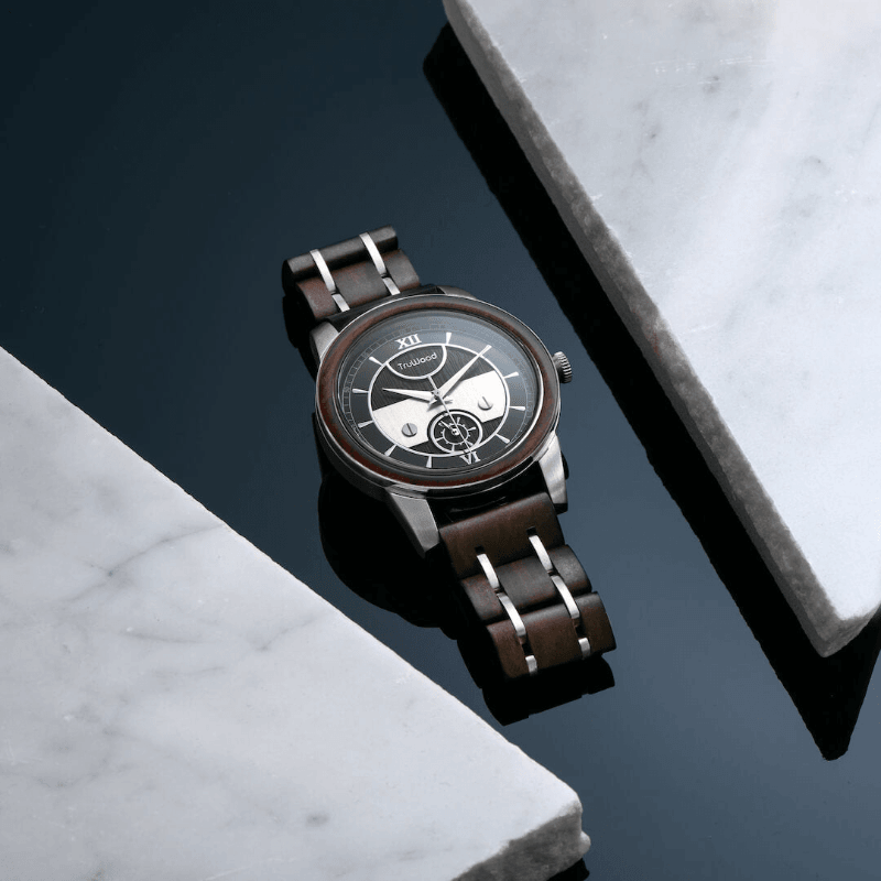 Cartier Luxury Men's Watch - LuxNovaHub 