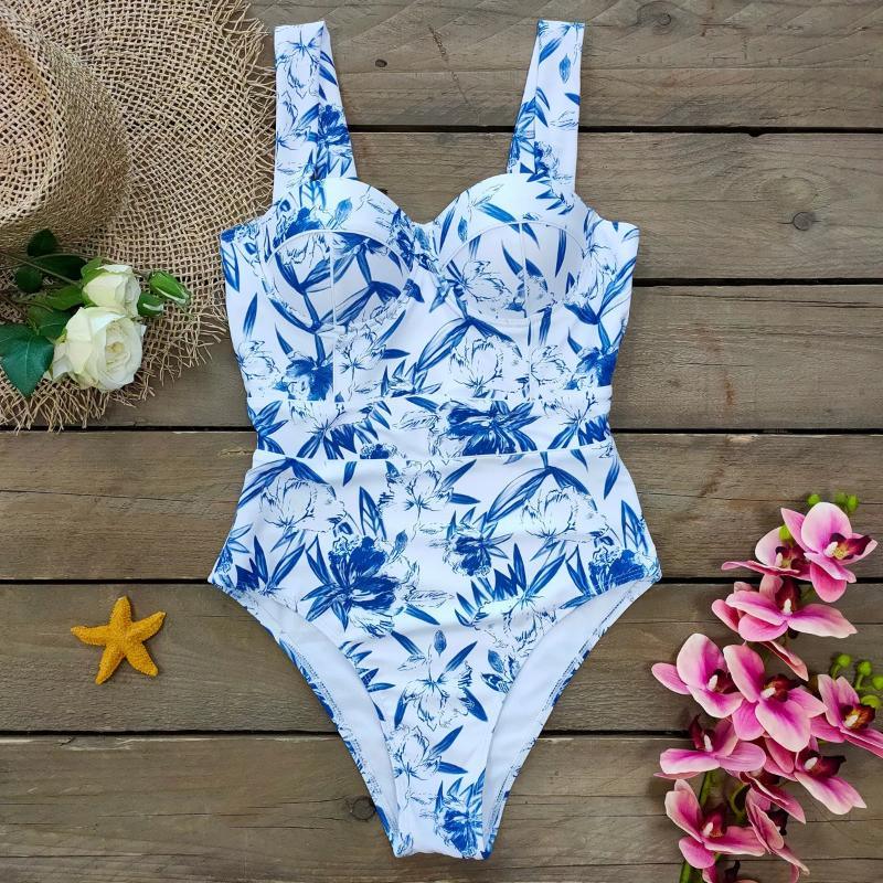 Surf Girlie swimsuit Sexikinis Swim - LuxNovaHub 